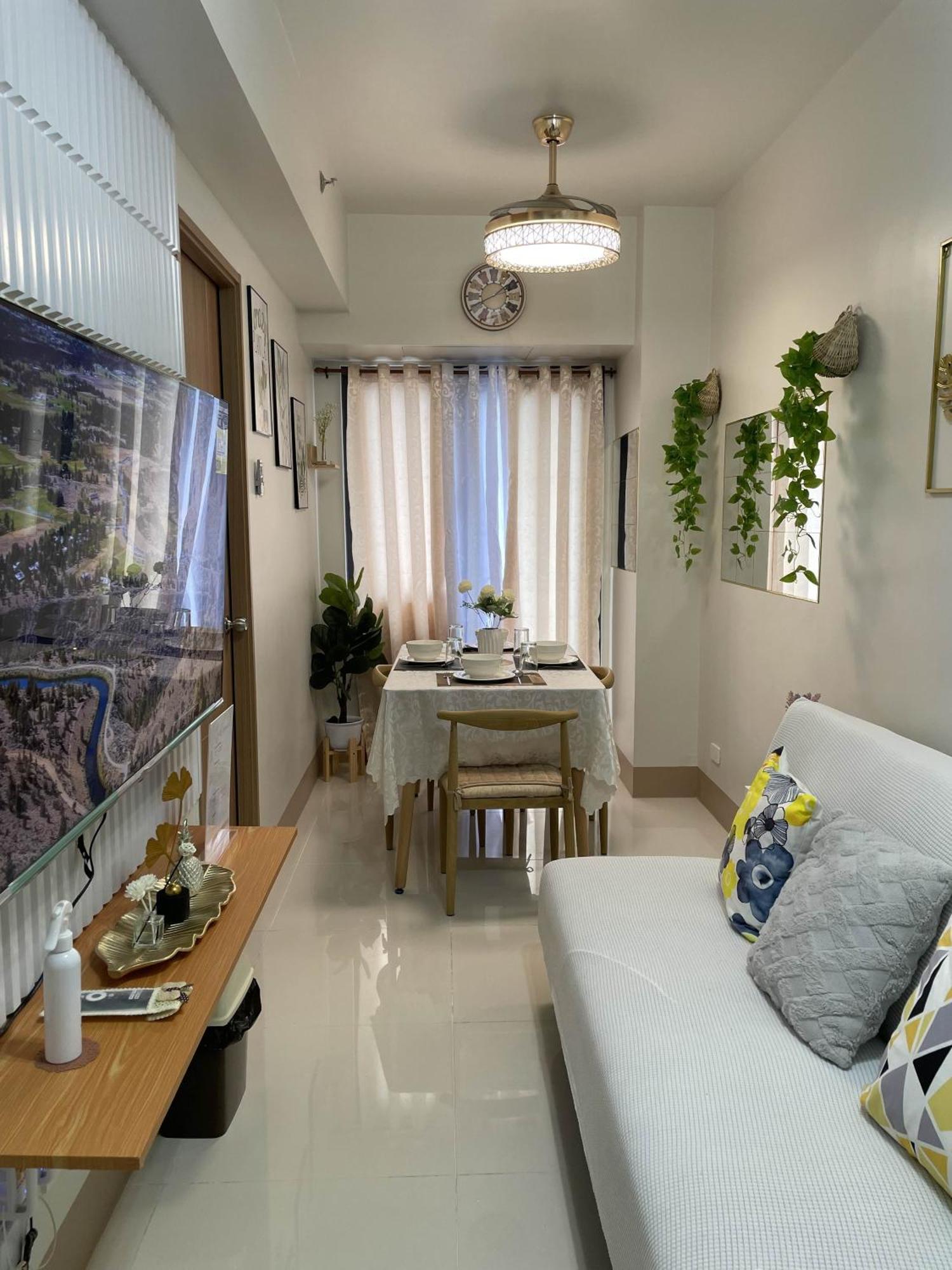 Molly Shore Getaway Unit 1276 * Manila
