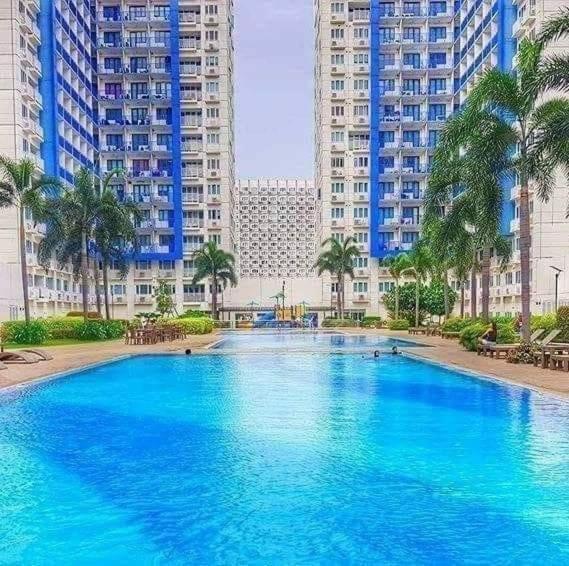 2 Bedrooms Near Mall Of & Airport Apartment Manila