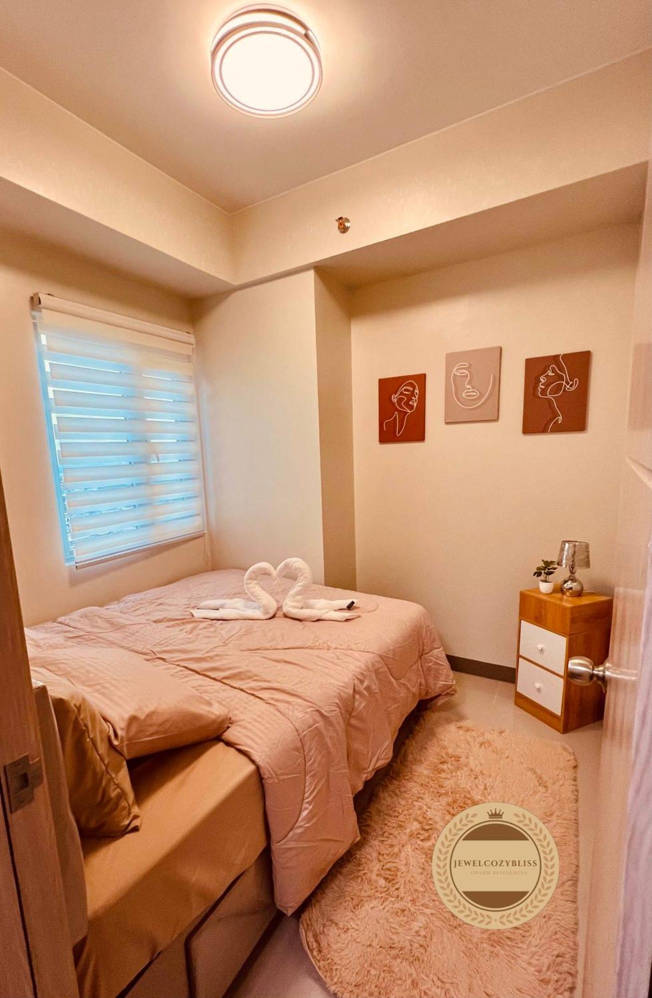 Guest house 2-bedroom Unit At Charm Residences