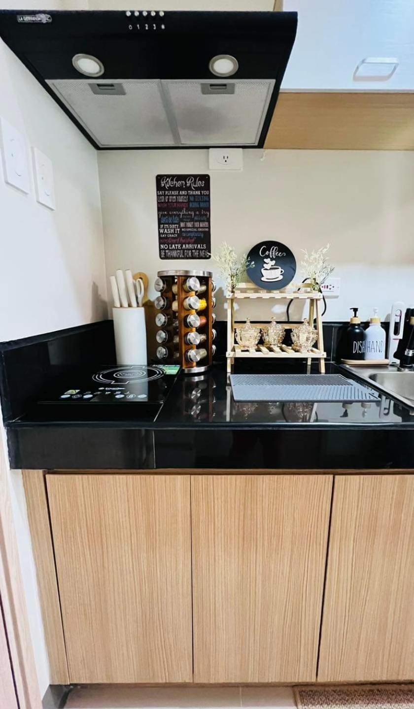 2-bedroom Unit At Charm Residences Guest house