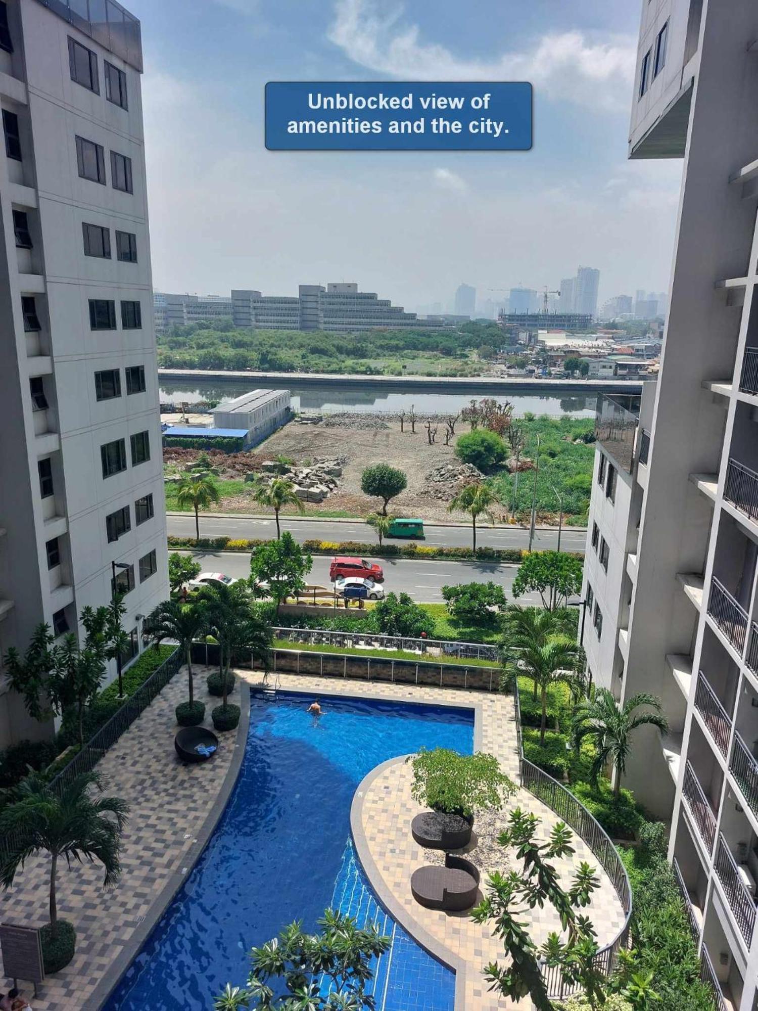 Blue Night Sky At Shore 2 Apartment *
