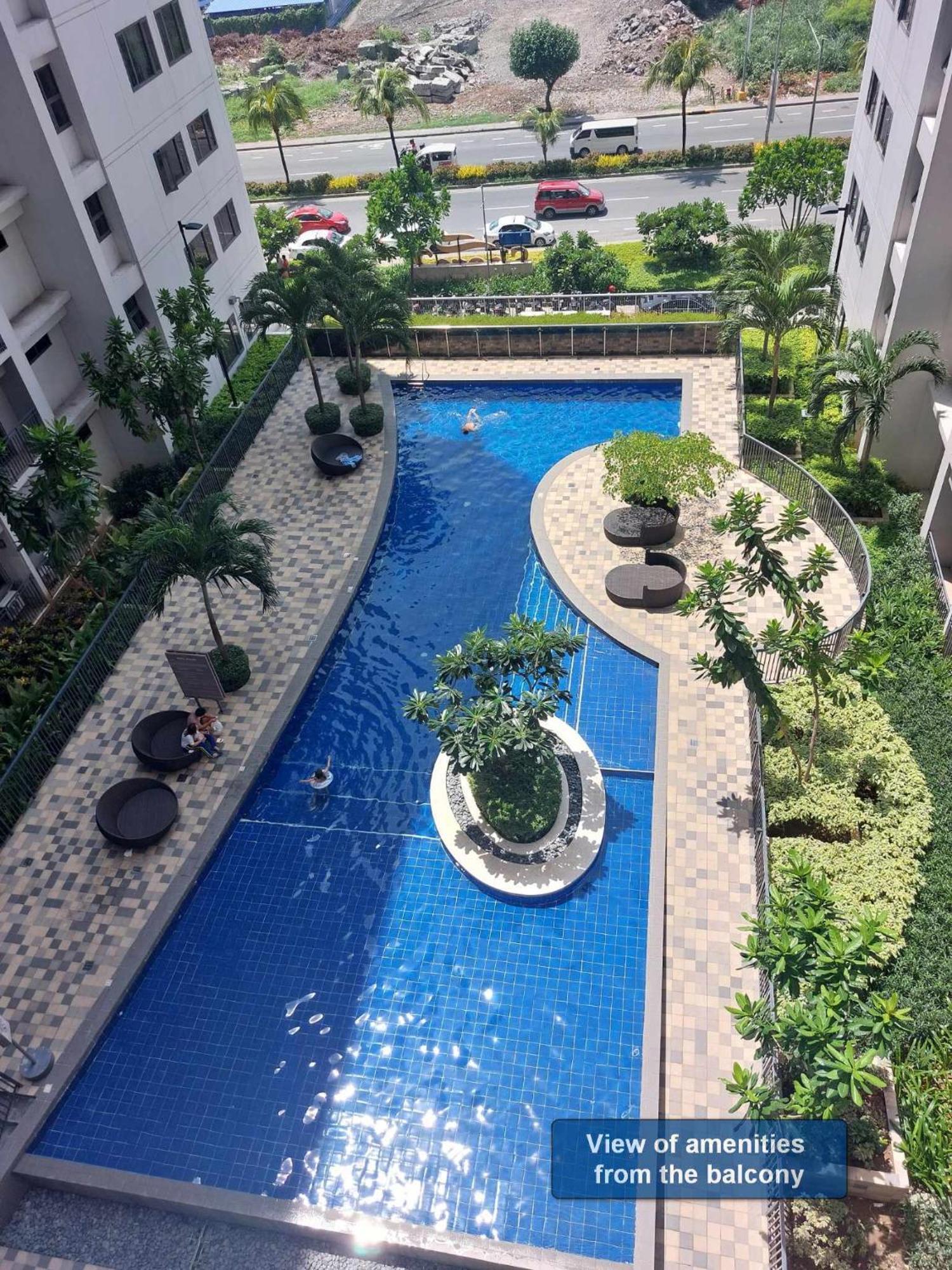 Blue Night Sky At Shore 2 Apartment Manila