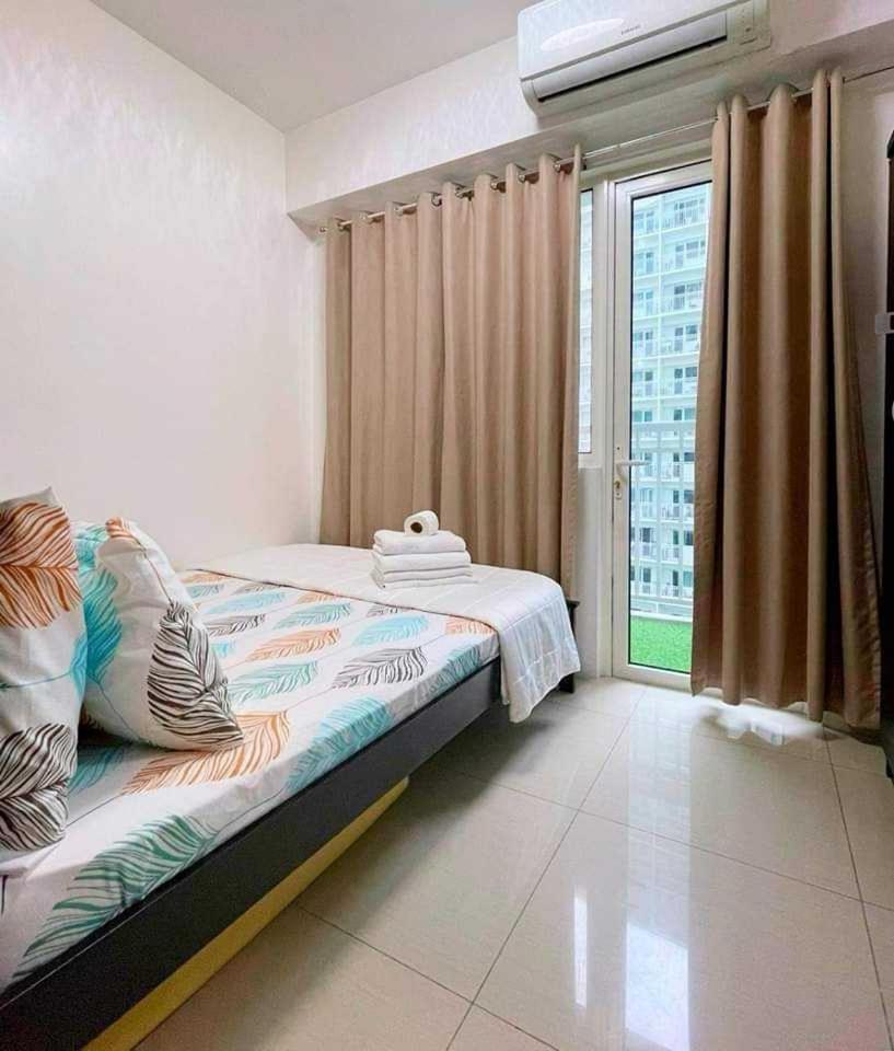 Moa Condotel Staycation By Abode Property Aparthotel