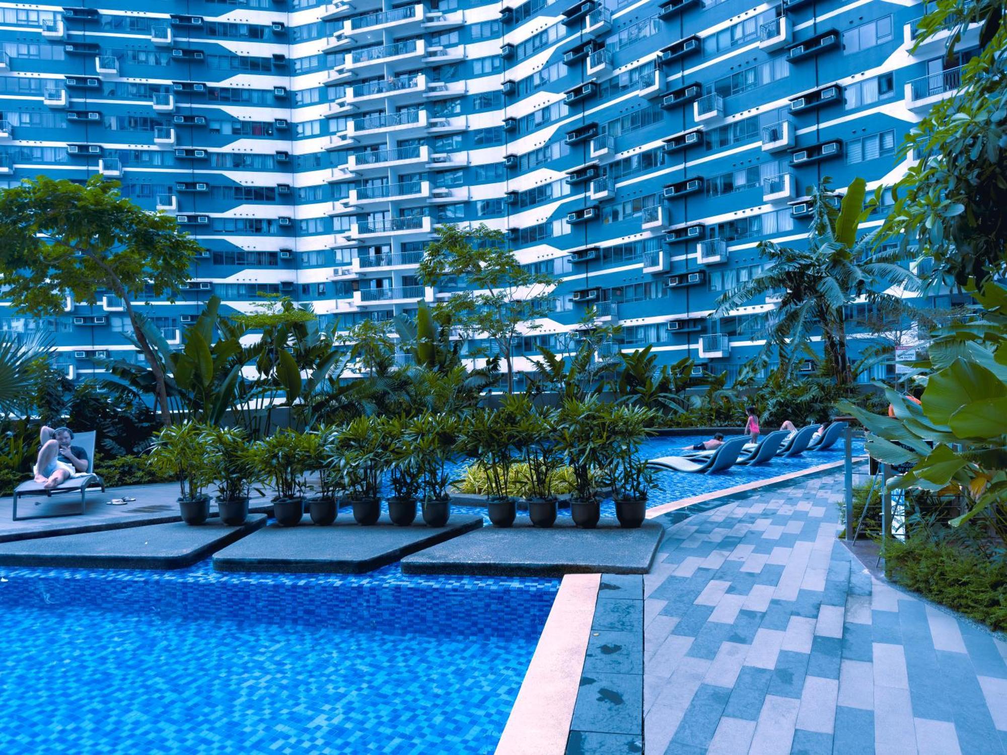 Apartment Smdc Air Residences Lights View At 51st Floor *