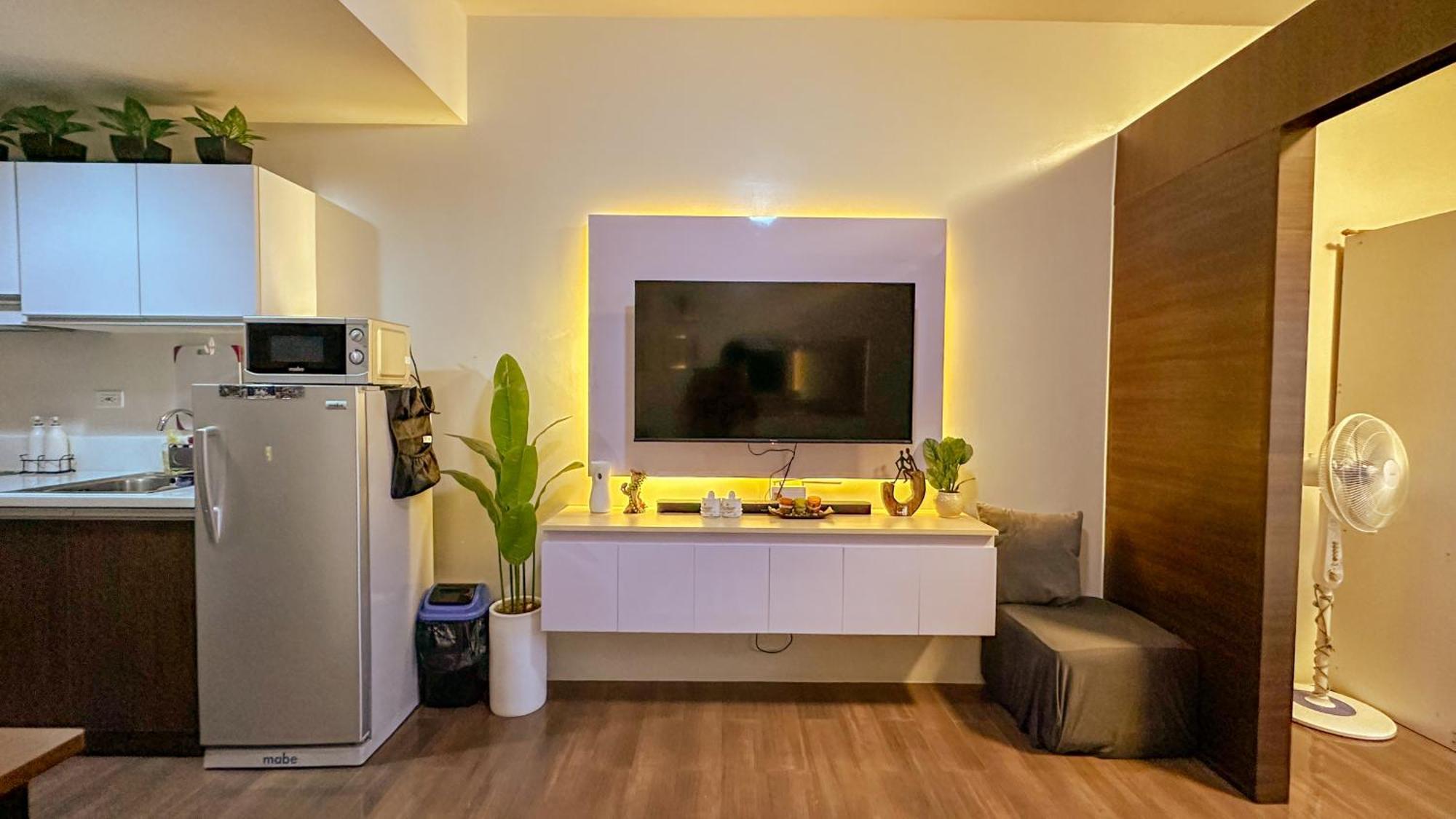 Apartment Smdc Air Residences Lights View At 51st Floor *