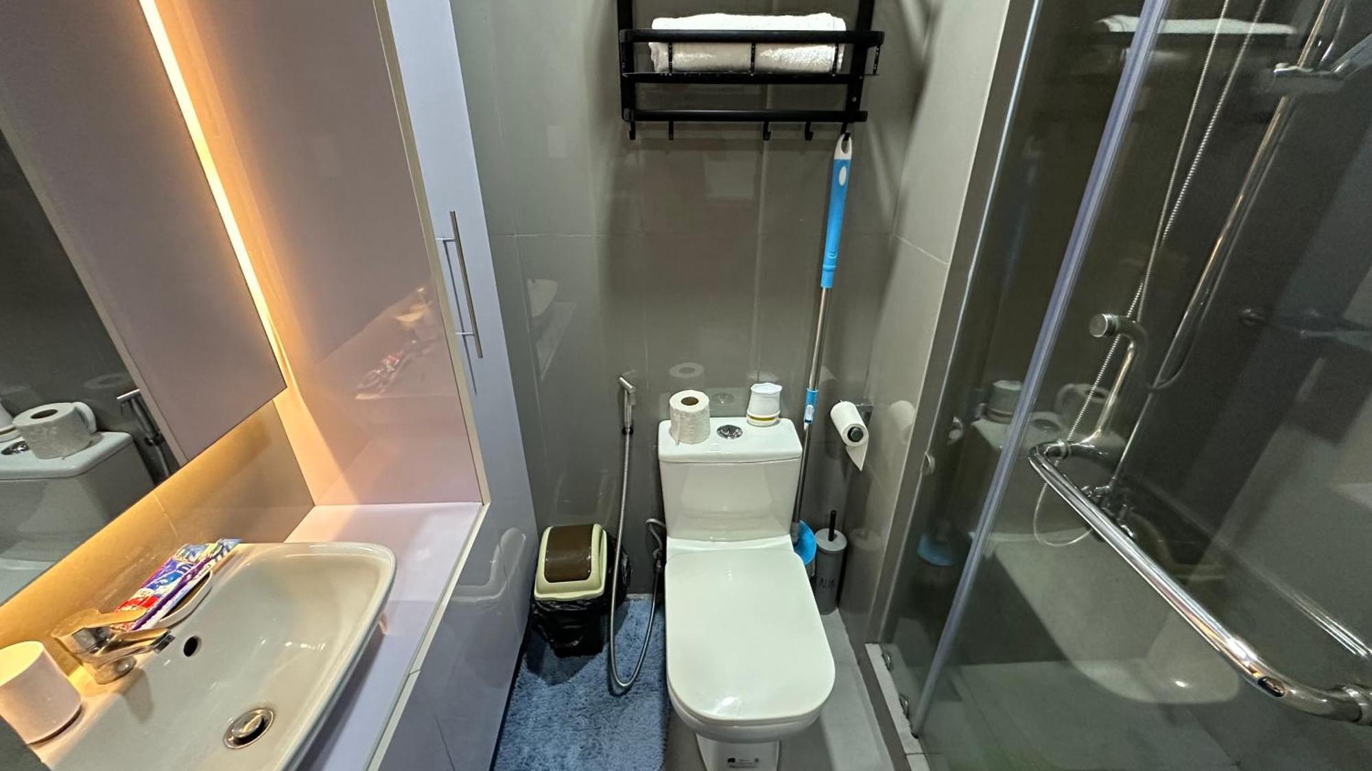 Apartment Smdc Air Residences Lights View At 51st Floor *
