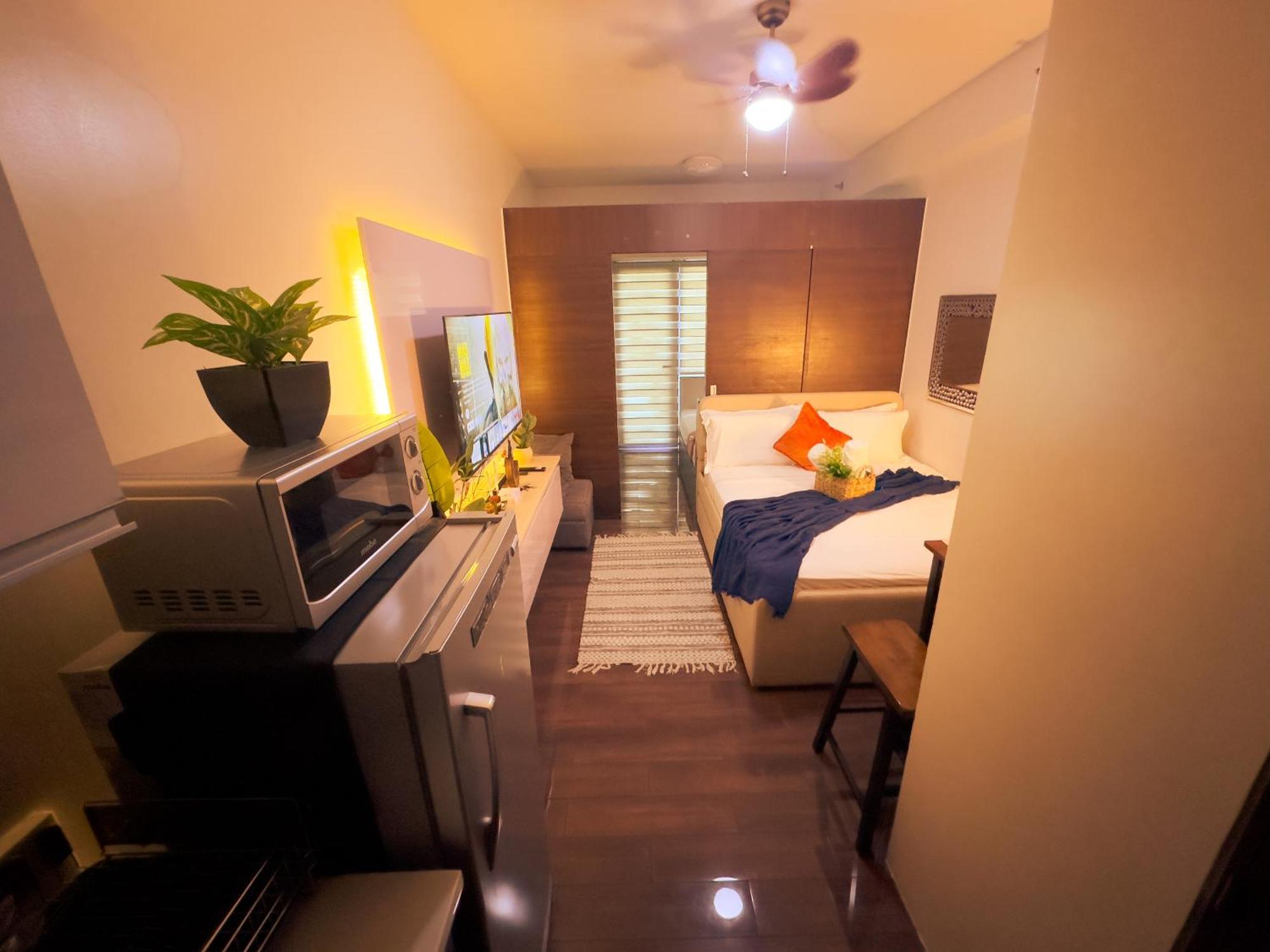 Smdc Air Residences Lights View At 51st Floor