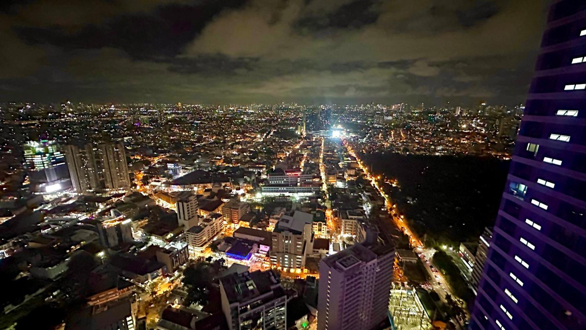 Apartment Smdc Air Residences Lights View At 51st Floor Manila