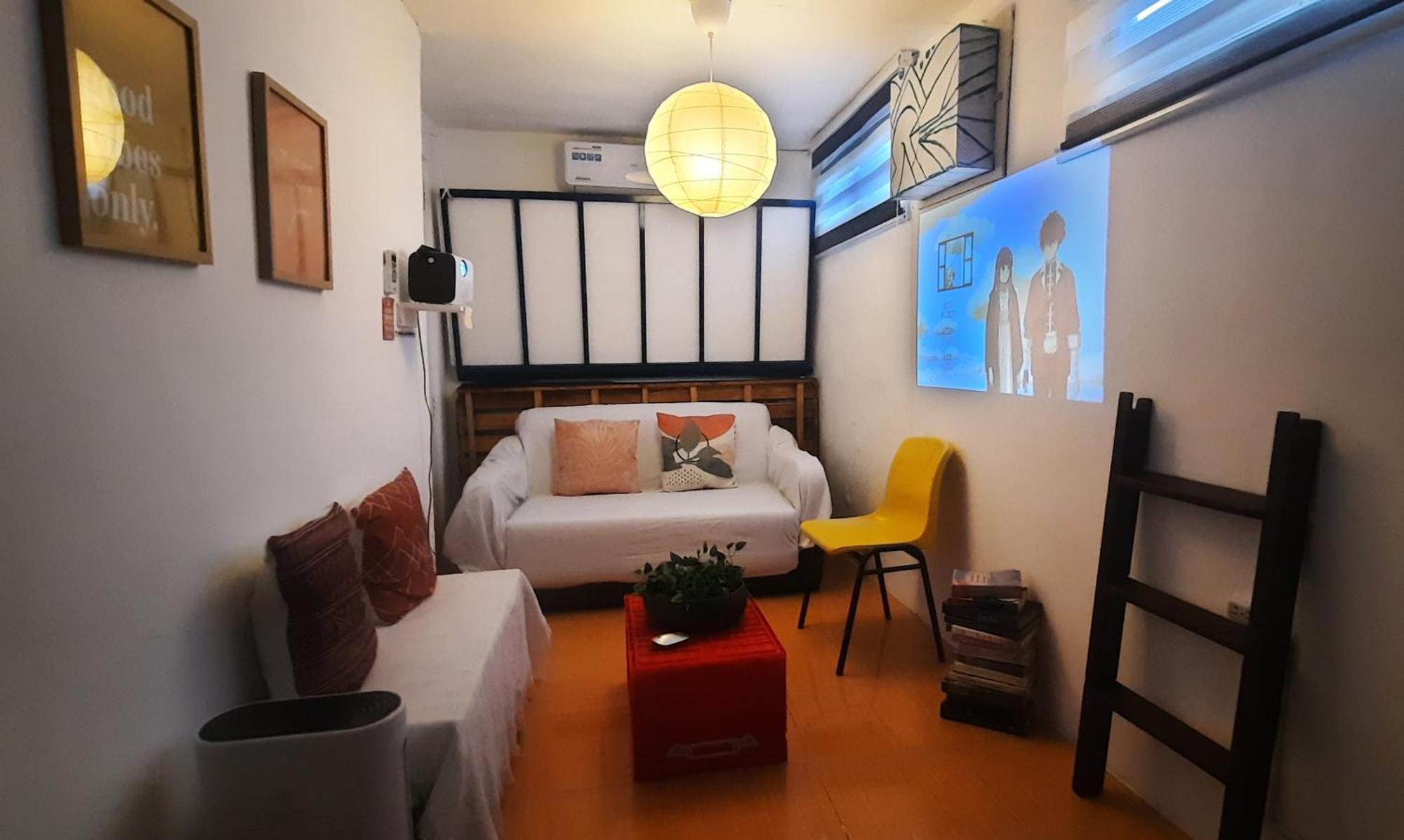 L1 Staycation In Quezon 1br Or 2br Homestay *