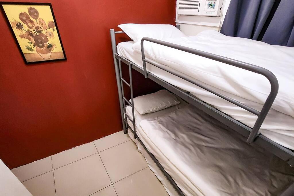Homey 2br 3 In Makati Apartment *