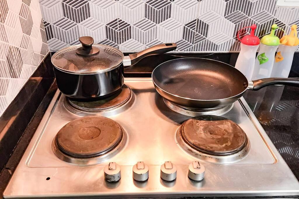 Homey 2br 3 In Makati Apartment Manila