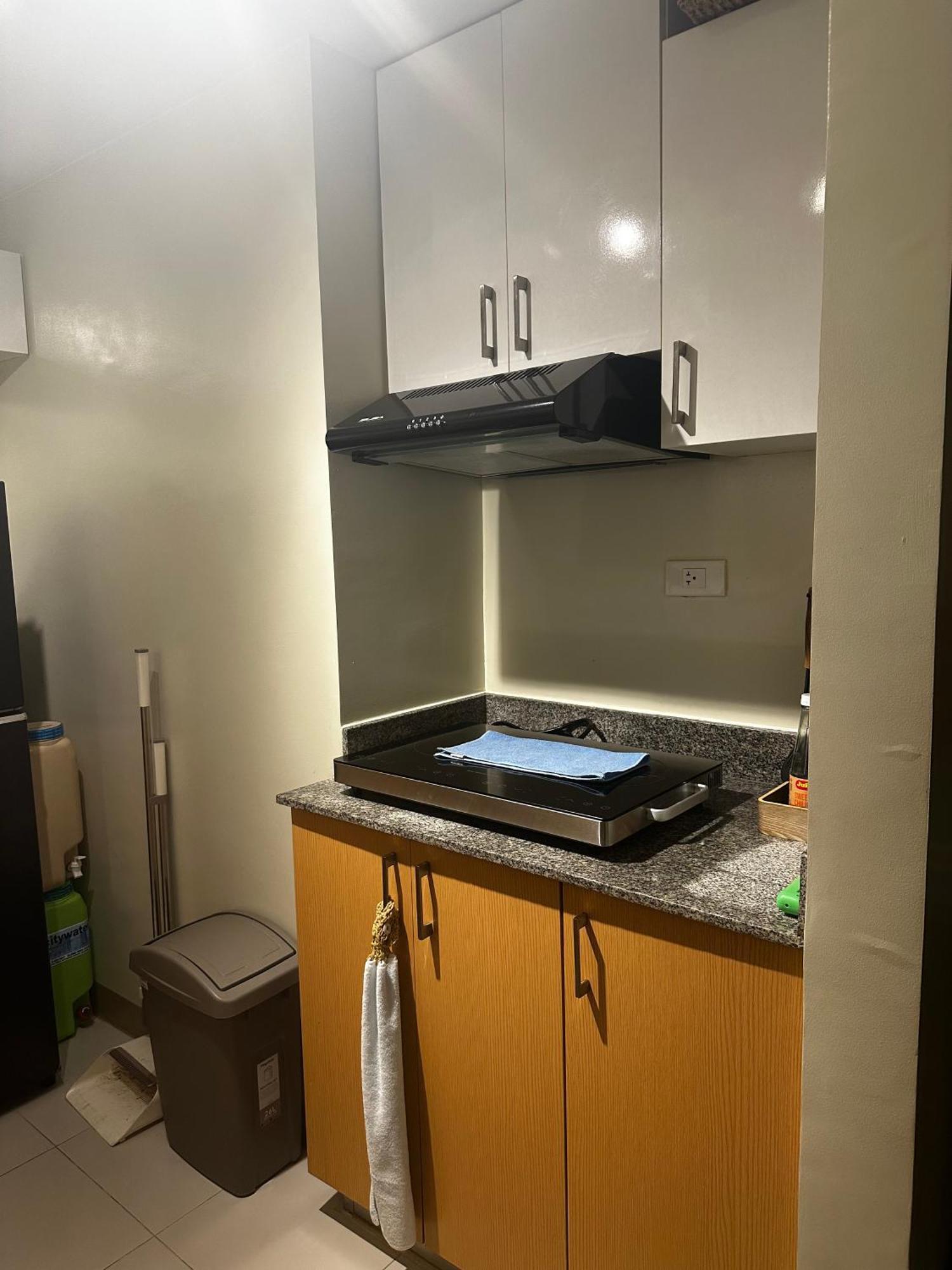 Manhattan Plaza Tower 1 Stylish City-center Unit Apartment *