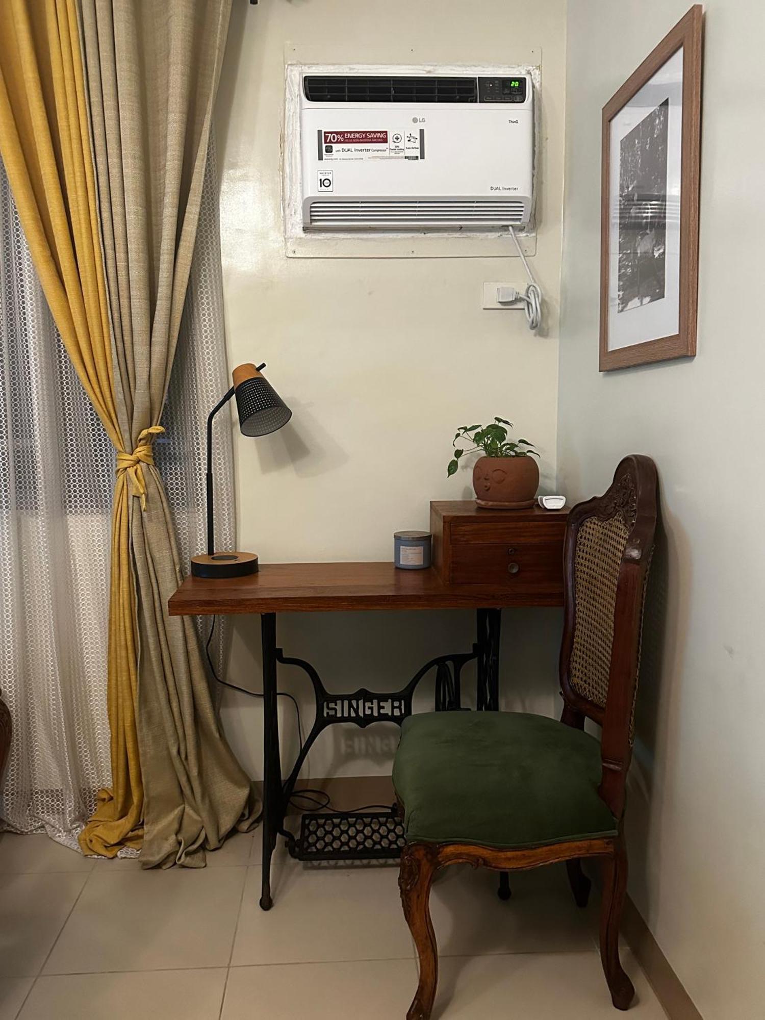 Apartment Manhattan Plaza Tower 1 Stylish City-center Unit Manila