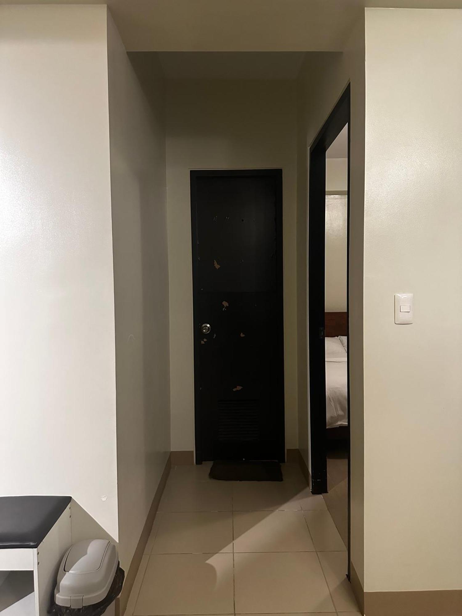 Manhattan Plaza Tower 1 Stylish City-center Unit