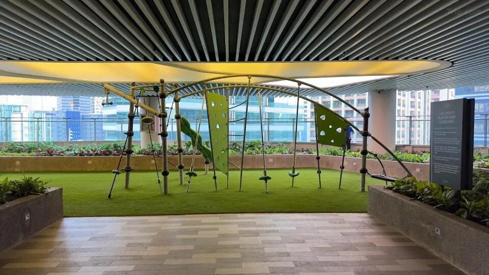 Apartment Cozy And Modern Comforts At Air Residences Makati