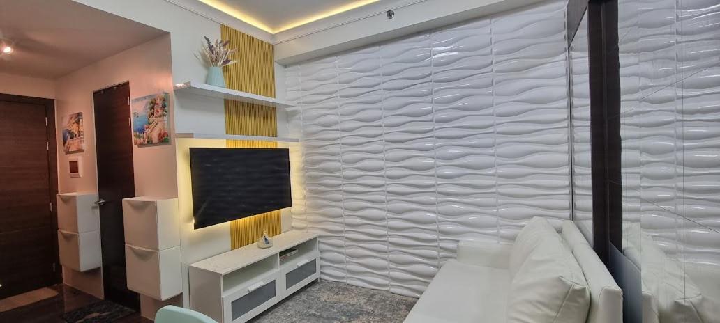 Cozy And Modern Comforts At Air Residences Makati Manila
