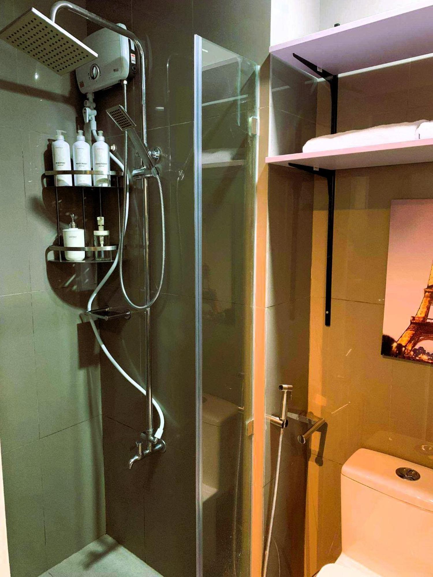 Cozy And Modern Comforts At Air Residences Makati *
