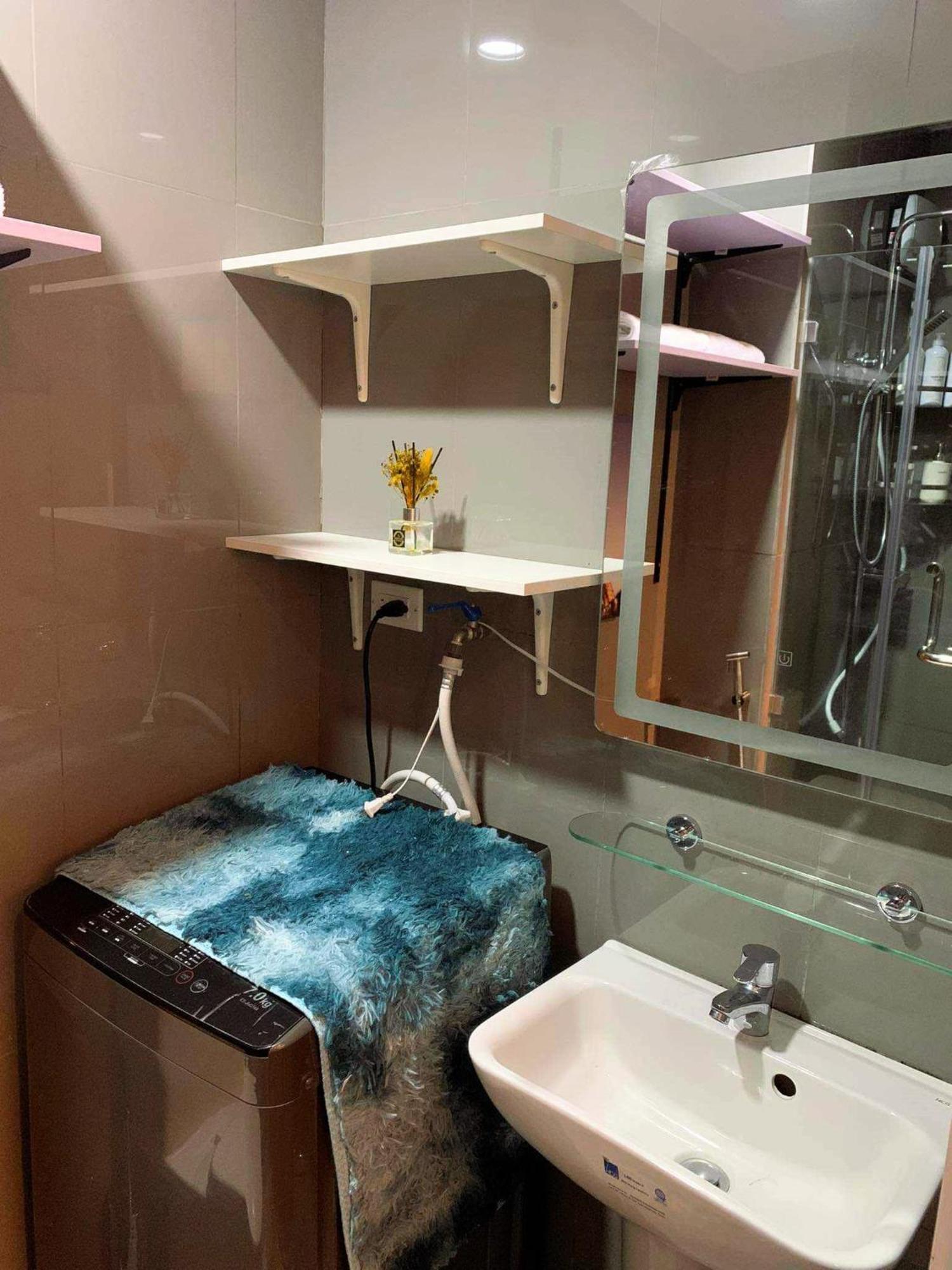Apartment Cozy And Modern Comforts At Air Residences Makati Manila