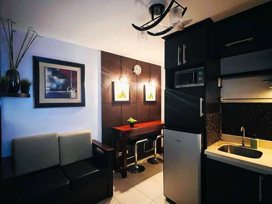 1br Condotel Ridgewood Towers Taguig #rw12 Apartment