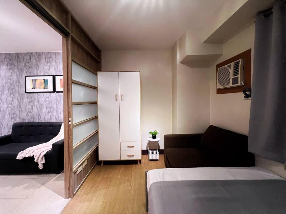 1br Condotel Ridgewood Towers Taguig #rw11 *