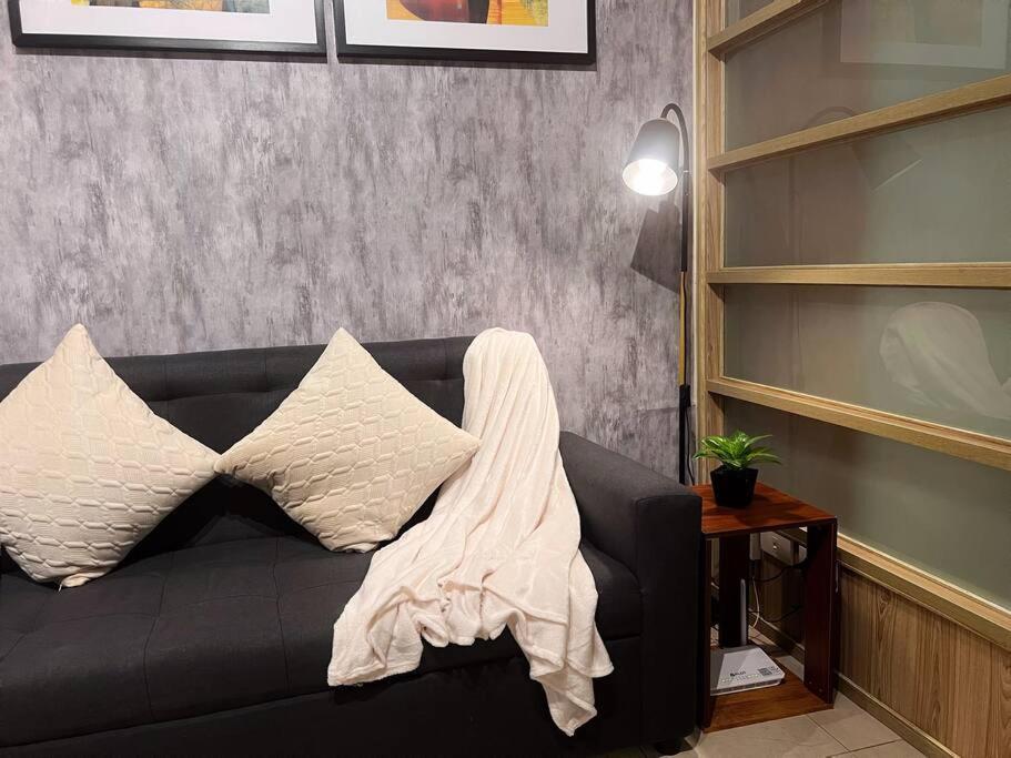 1br Condotel Ridgewood Towers Taguig #rw11 Manila