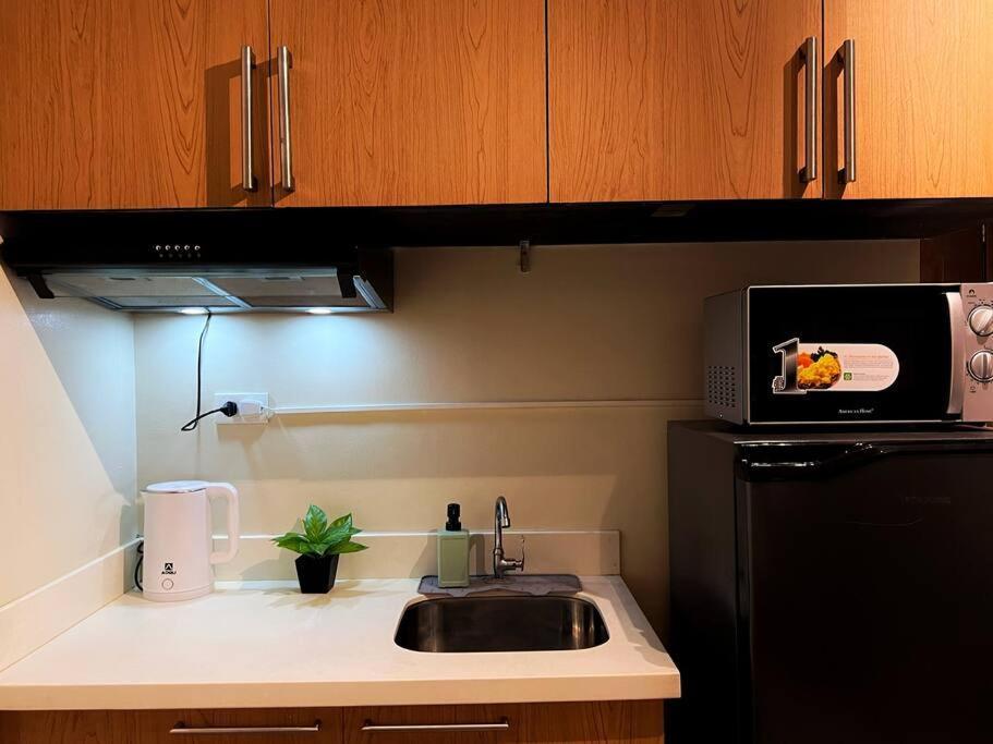 1br Condotel Ridgewood Towers Taguig #rw11 * Manila