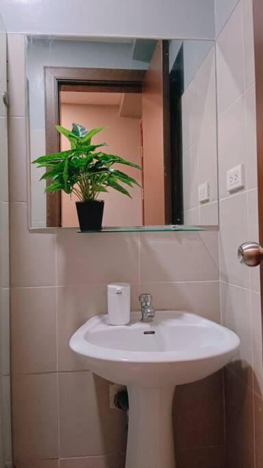 Apartment 1br Condotel Ridgewood Towers Taguig #rw10