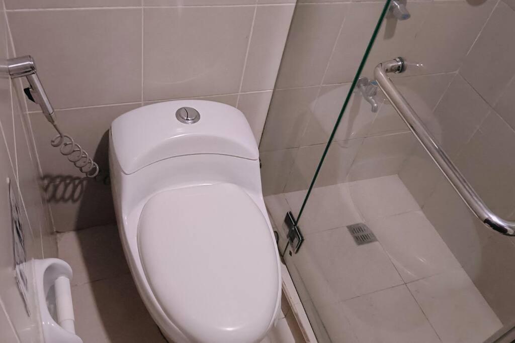 Apartment 1br Condotel Ridgewood Towers Taguig #rw10
