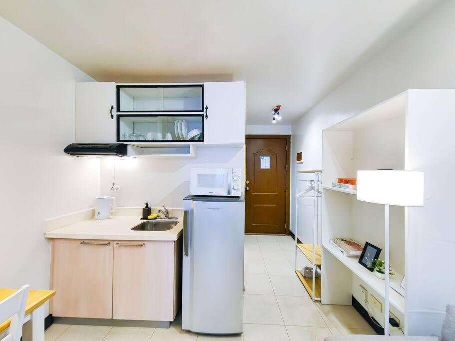 1br Condotel Ridgewood Towers Taguig #rw09 Apartment