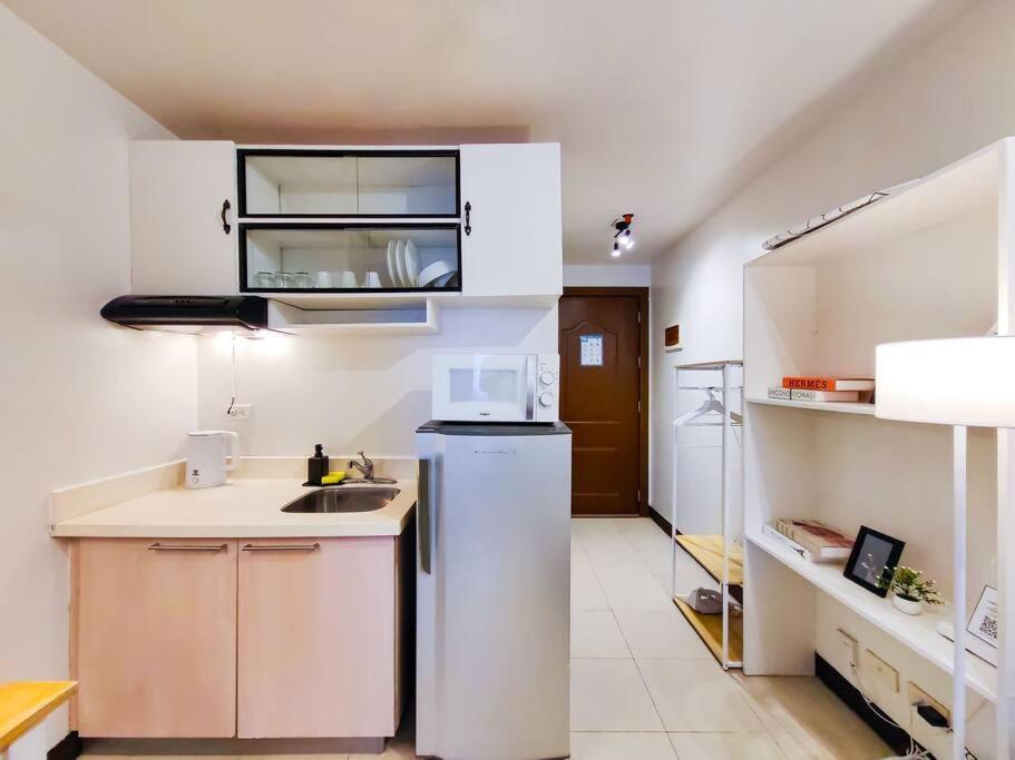 1br Condotel Ridgewood Towers Taguig #rw09 Apartment Manila