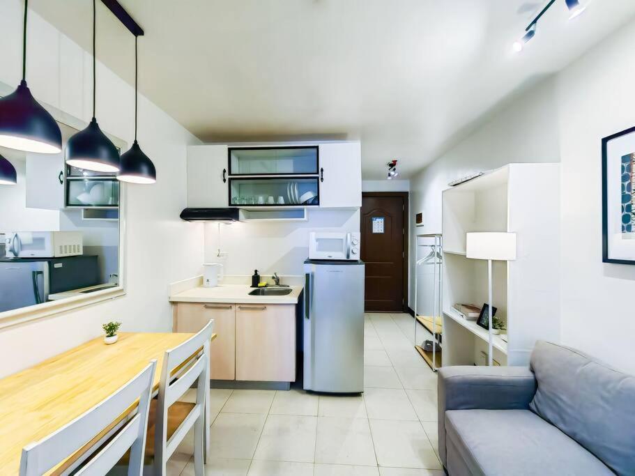 Apartment 1br Condotel Ridgewood Towers Taguig #rw09