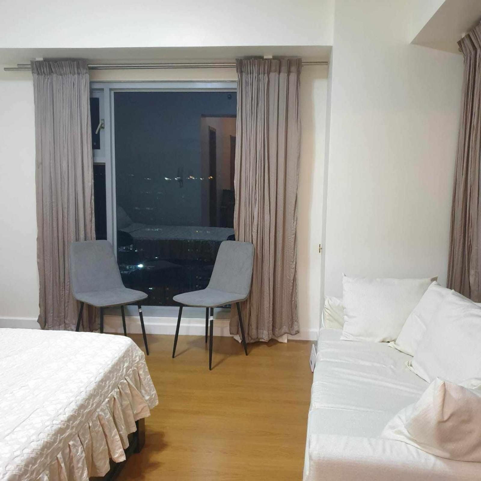 8 Adriatico Condotel Sea View Corner Unit Near St Lukes Clinic
