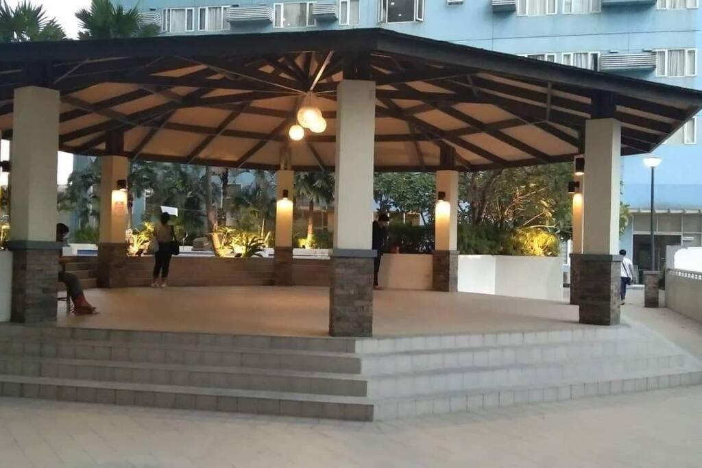 1br Condotel Ridgewood Towers Taguig #rw08 Apartment