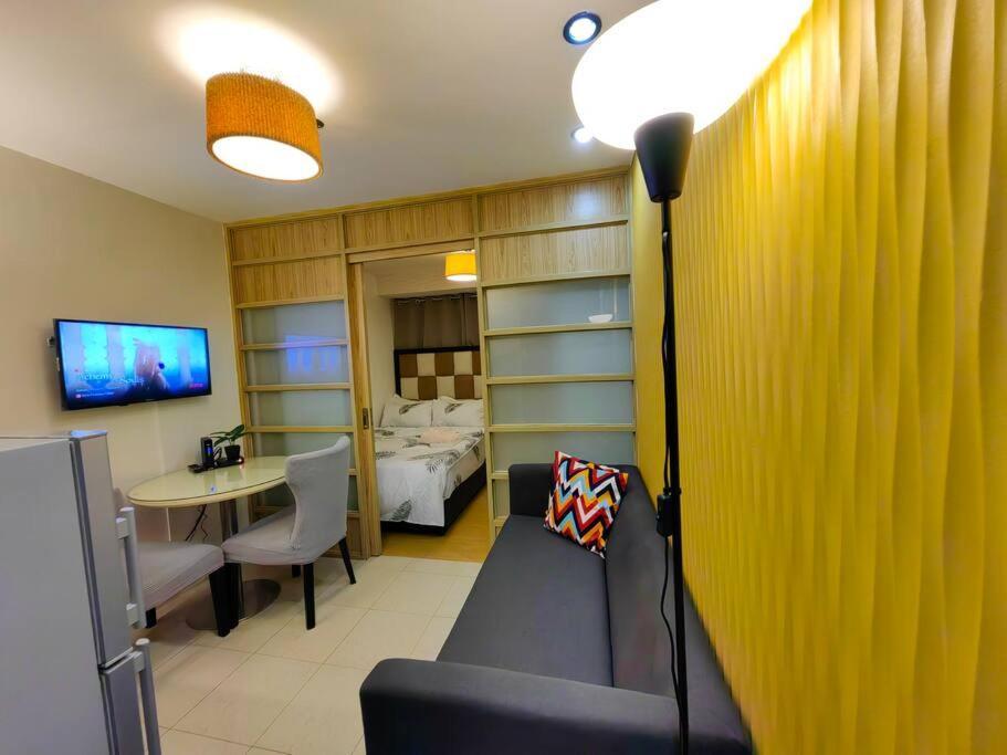 1br Condotel Ridgewood Towers Taguig #rw08 * Manila