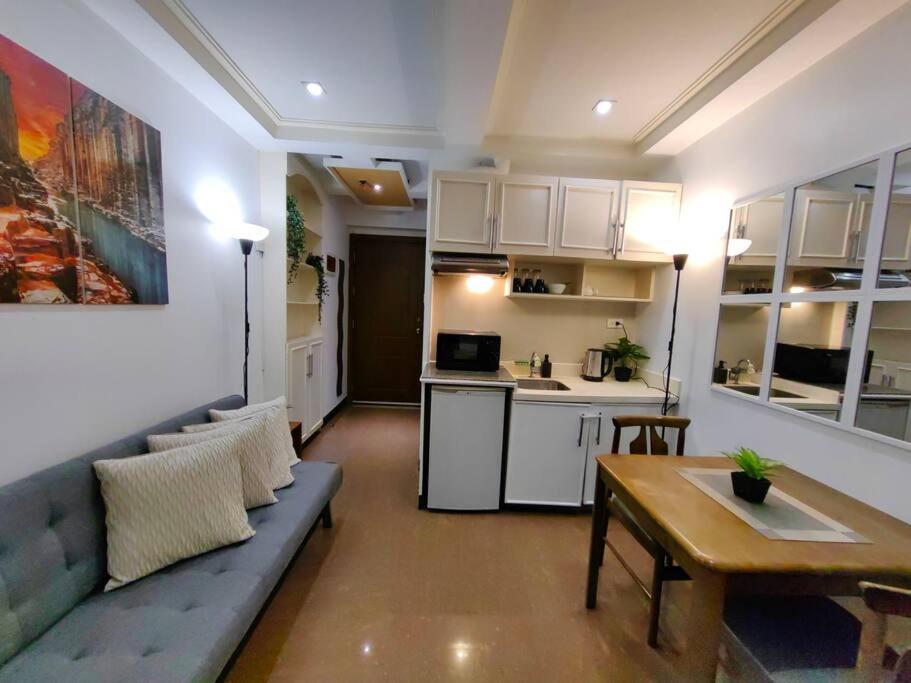 1br Condotel Ridgewood Towers Taguig #rw05 * Manila