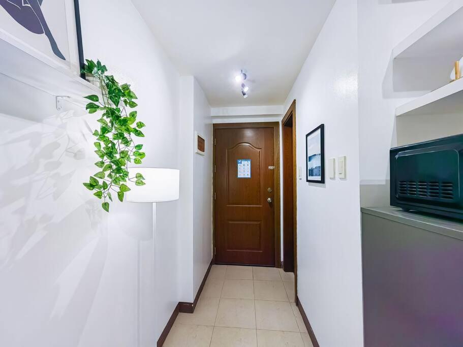 Apartment 1br Condotel Ridgewood Towers Taguig #rw03 Manila