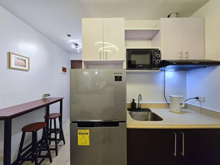 1br Condotel Ridgewood Towers Taguig #rw02 Manila