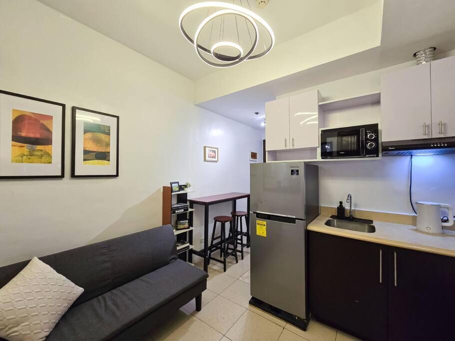 Apartment 1br Condotel Ridgewood Towers Taguig #rw02 *