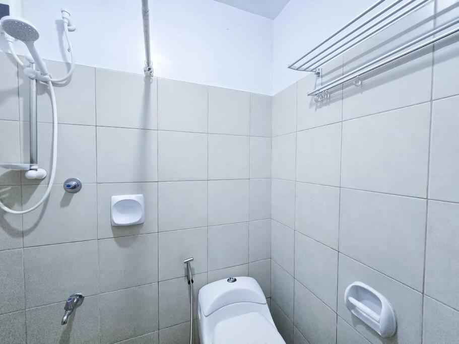 1br Condotel Ridgewood Towers Taguig #rw02