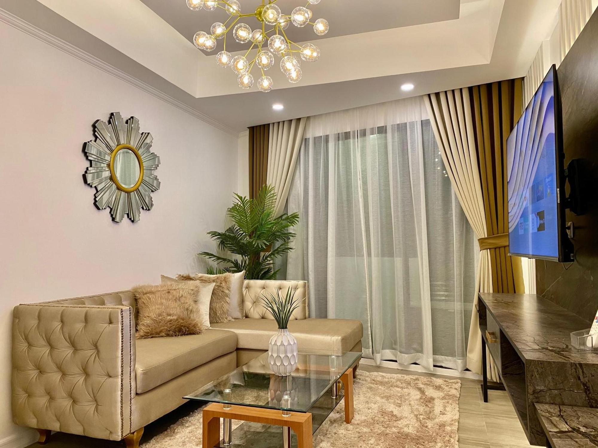 Hidden Gem At Makati * Manila