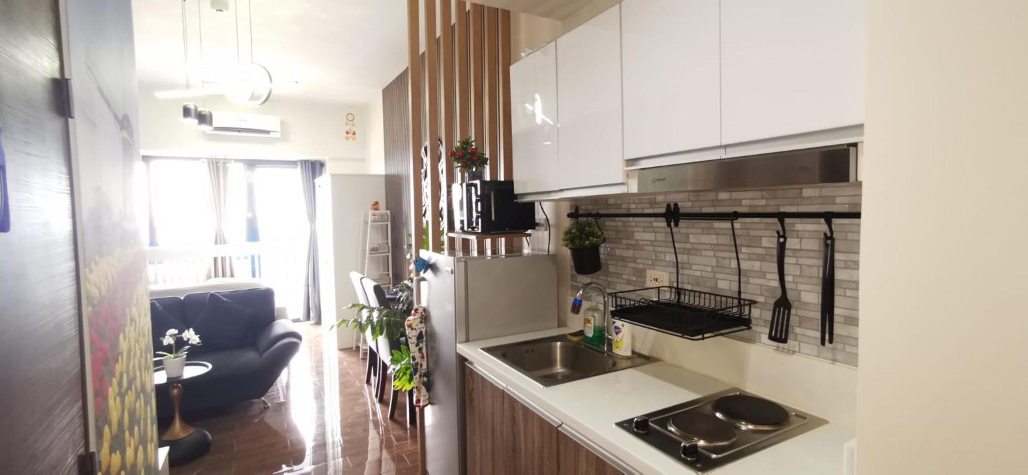 Deluxe Cozy & Homy In Makati Netflix Apartment