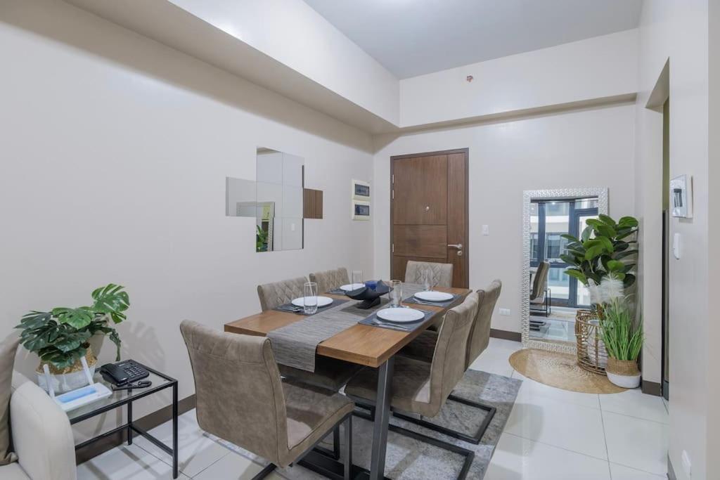 Apartment Stayhere The Florence Luxe 1br Near Venice Mall