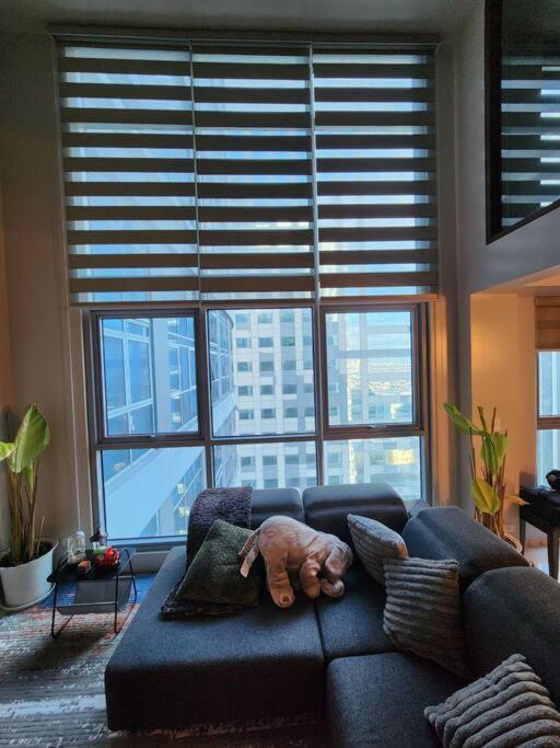 Eastwood Legrand 3 Eastwood City, Quezon *
