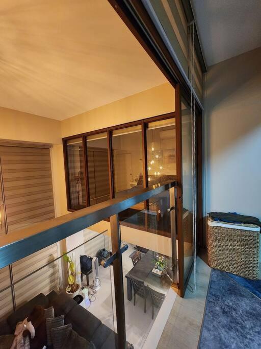Eastwood Legrand 3 Eastwood City, Quezon *