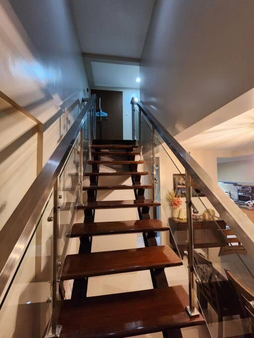 Eastwood Legrand 3 Eastwood City, Quezon