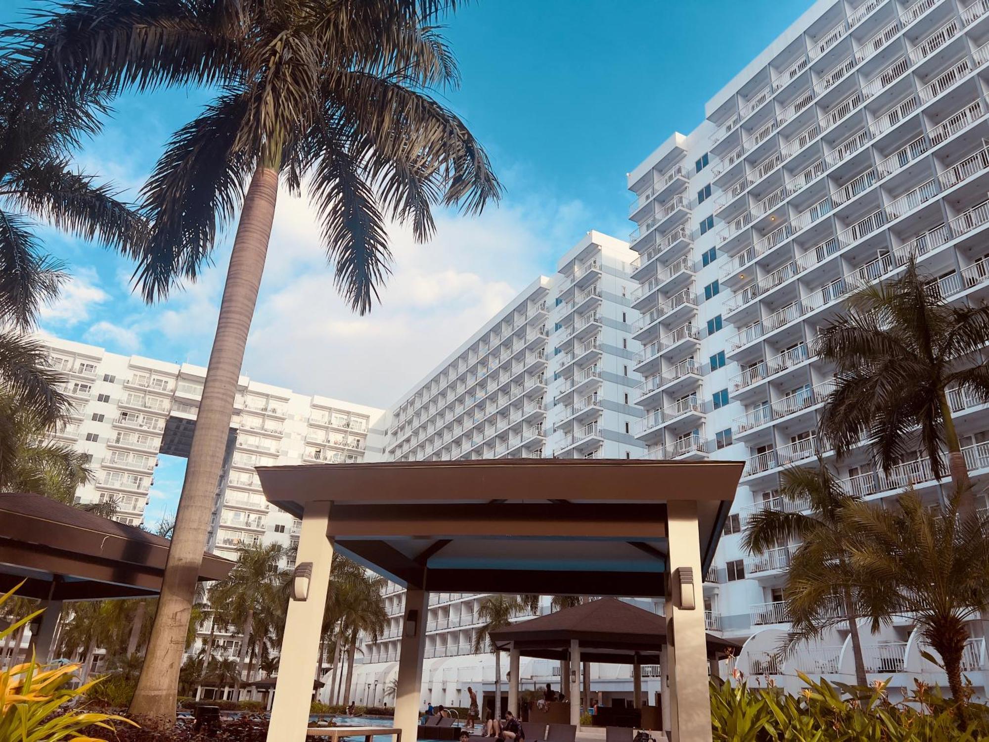 Moa Staycation Affordable 1br Unit In Shell Residences Pasay Manila