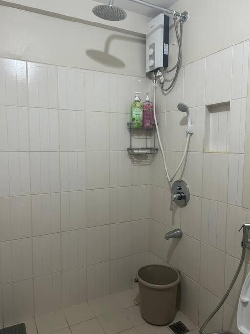 Apartment Spacious 2-bedroom In Taguig *