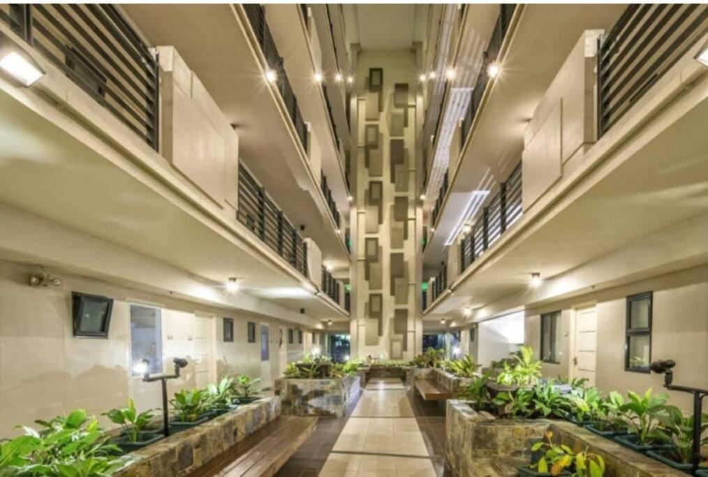 Spacious 2-bedroom In Taguig Apartment Manila