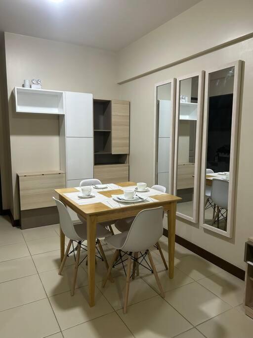 Apartment Spacious 2-bedroom In Taguig Manila