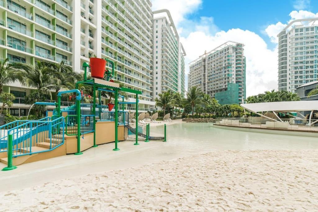 Azure Staycation By K&k * Manila